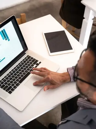 Creando Contenido Creativo y Conquistando Clientes: El Camino del Marketing de Contenidos