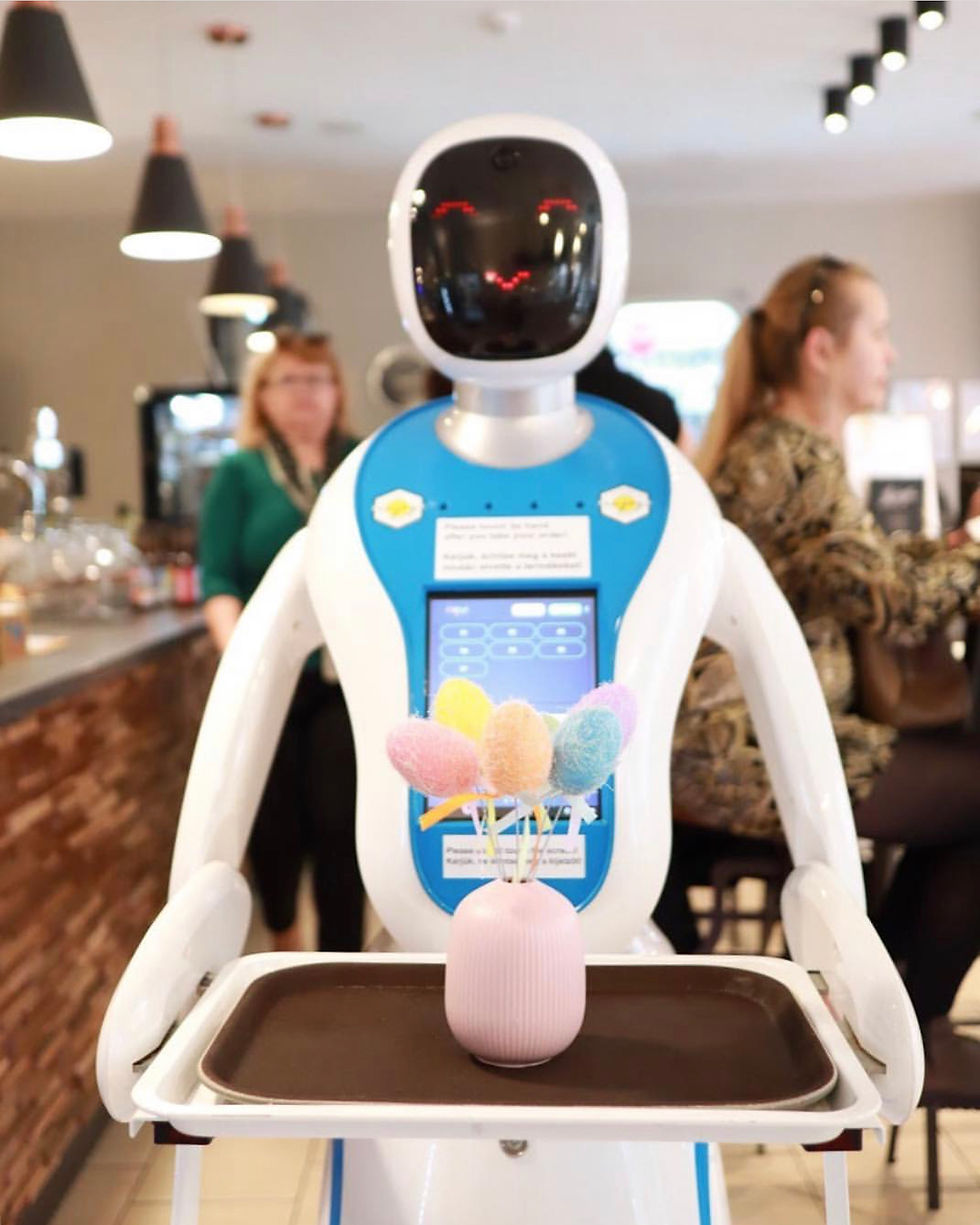 Thumbnail: Amy Robot Waiter for Restaurant Food Service