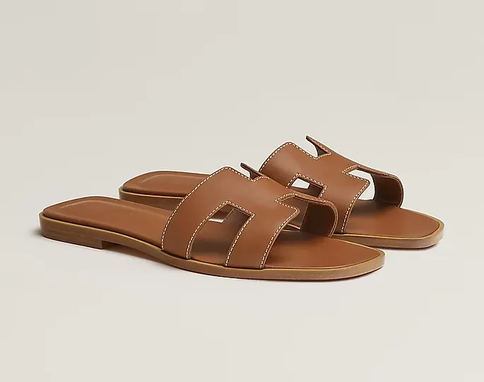 oran-샌들--021056Z 03-worn-1-0-0-800-800_g (2).webp