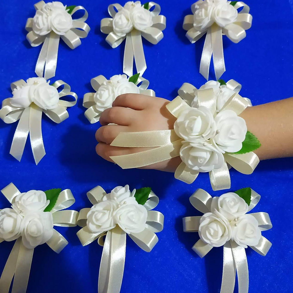 Miniatură: Butoniera (floare din 3 trandafiri medii)