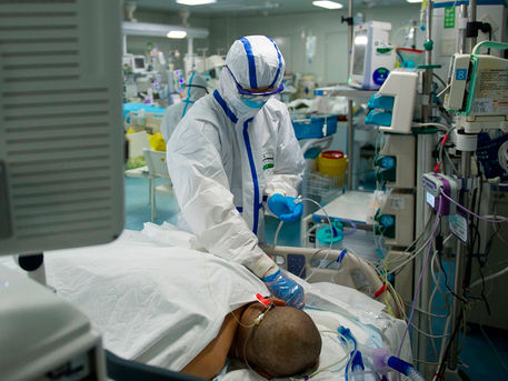 最新研究：中共病毒患者治癒後， 糞便中攜帶病毒💥中印進戰爭狀態，後果難料！三星將關在華唯一電視廠;驚魂❗️澳記者虎口脫險；關磊間諜案曝光，未婚妻潛逃被抓；美將制裁中芯，成華為第二？