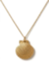 A handmade gold-plated scallop shell pendant on a delicate chain in gold made from stainless steel productshot