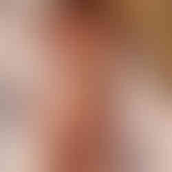 Collar de perlas barrocas con concha de abulón