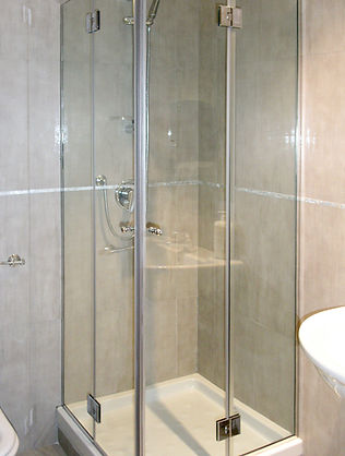 BOX ANGOLARE CON DUE FISSE E 2 A BATTENT