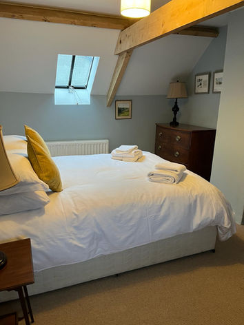 Stable Loft Bedroom | Chettle Lodge