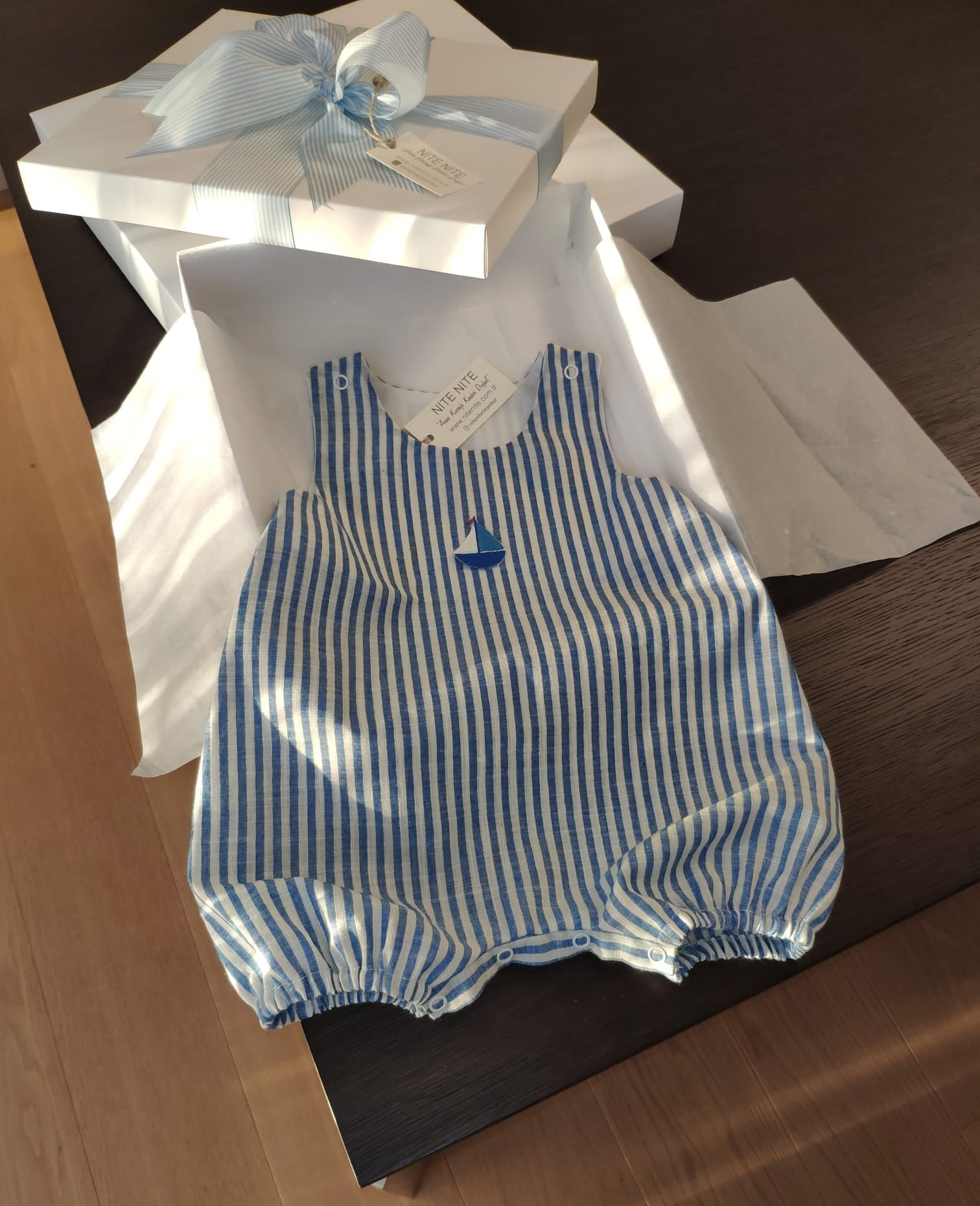 denizci temalı mavi bebek tulumu