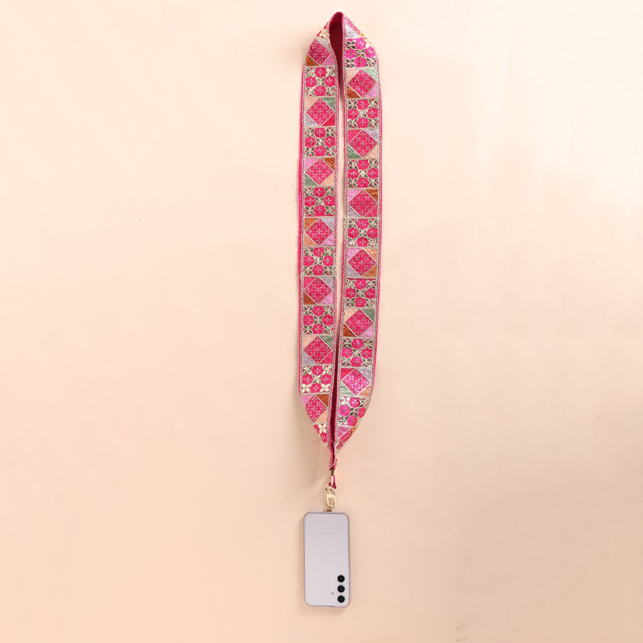 Gulabi Mahal Phone Sling