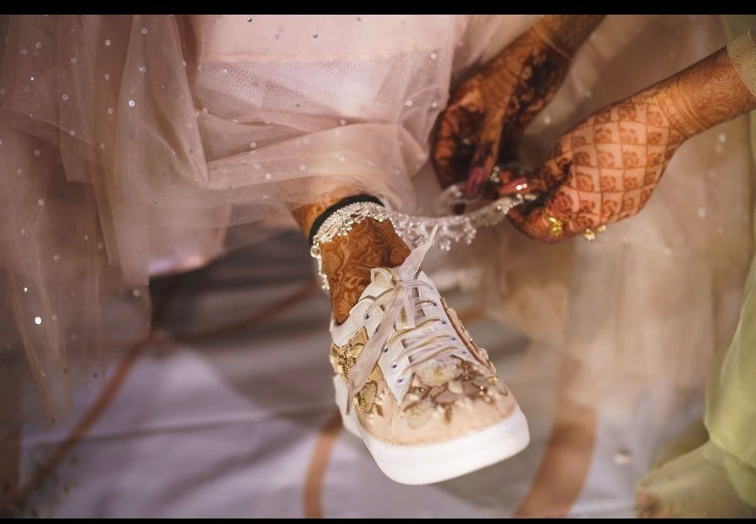 Thumbnail: Pastel Pink Sneakers with White Flowers and Zari