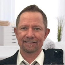 stephenbax1_edited.jpg