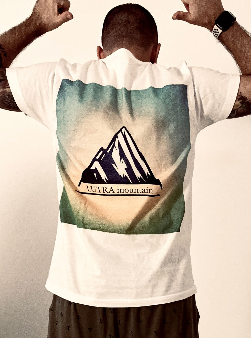 Miniatura: LUTRA CAMISETA