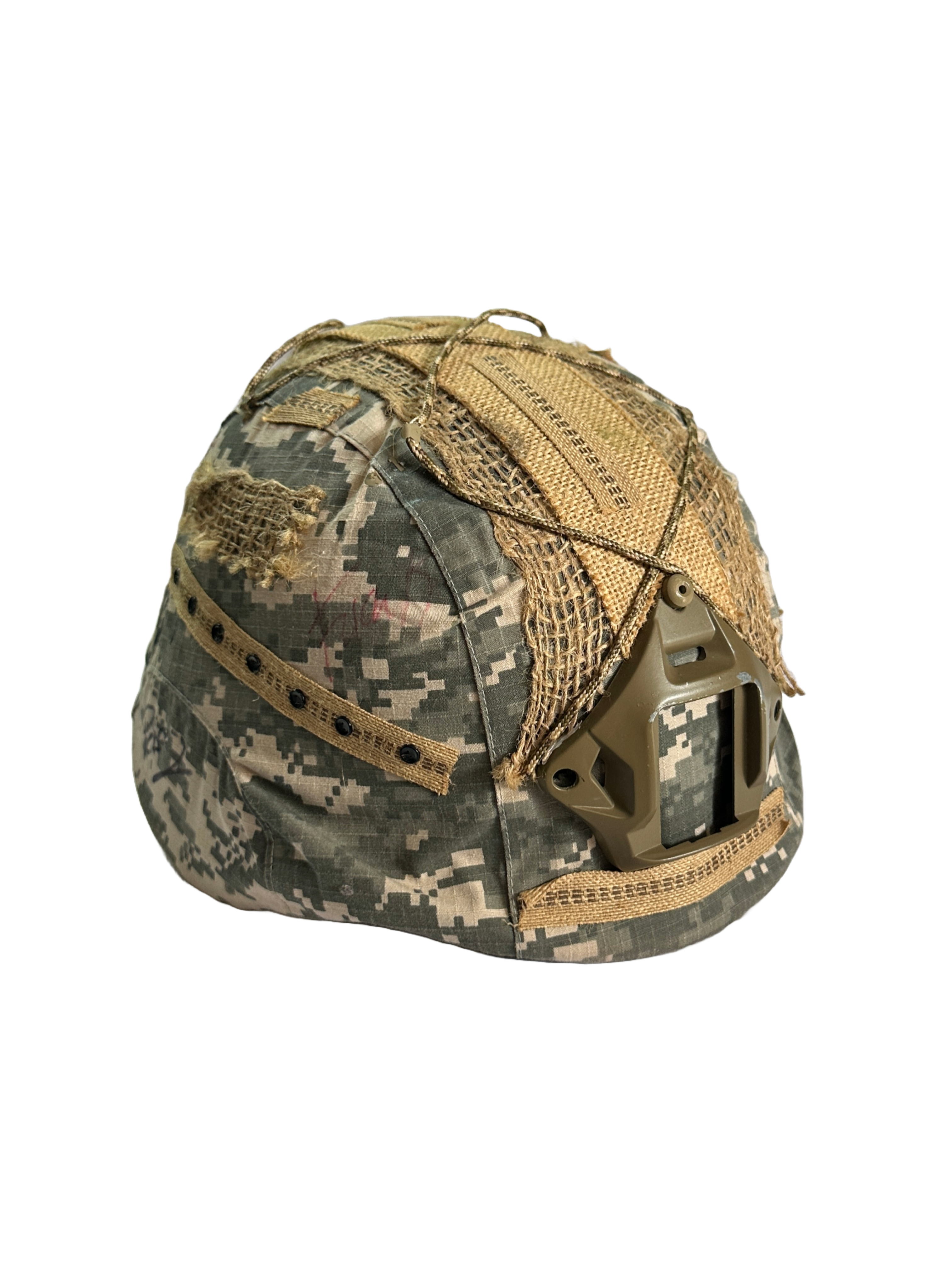 Casco Táctico Tipo Kevlar Camuflajeado