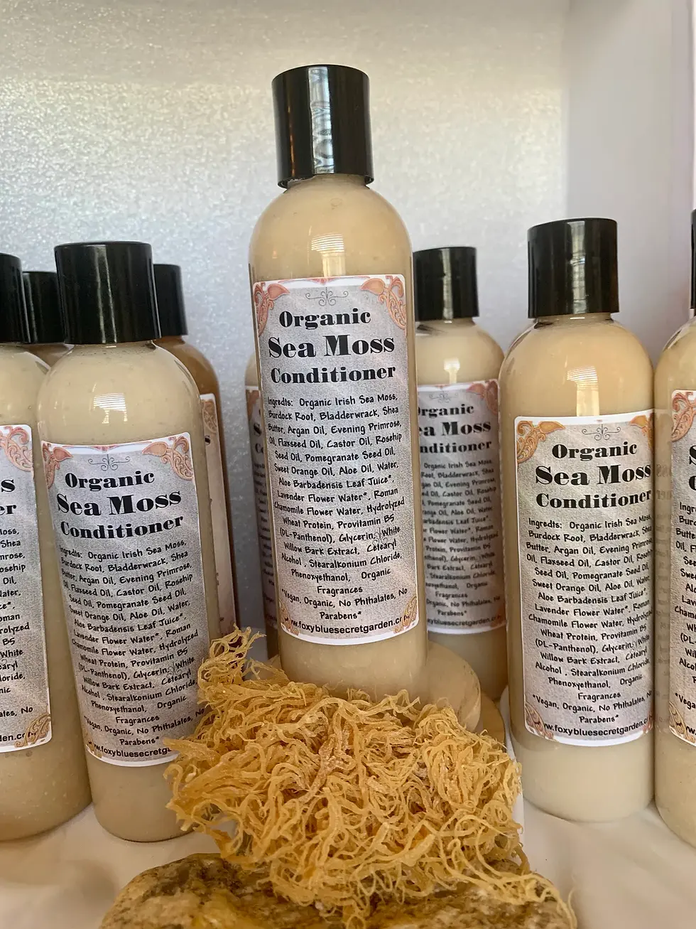 Thumbnail: Moisturizing Sea Moss Shampoo- Sea Moss, Burdock Root, Aloe, Castor, Clove, Flax