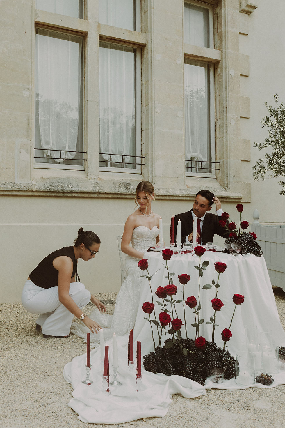 Marié·e·s, futur·e·s marié·e·s, on doit parler.