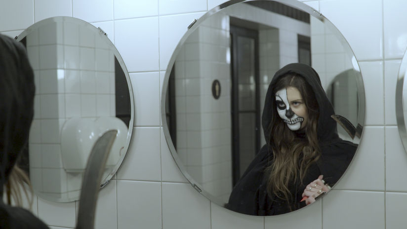 S1 Lisa MS 4 .00_06_10_02.Still036.jpg