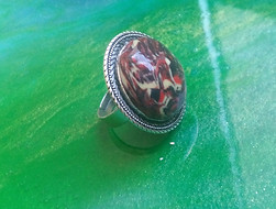 bague,loviart,ronde,jewel,rouge,noir,black,red,cabochon,cadeau,femme