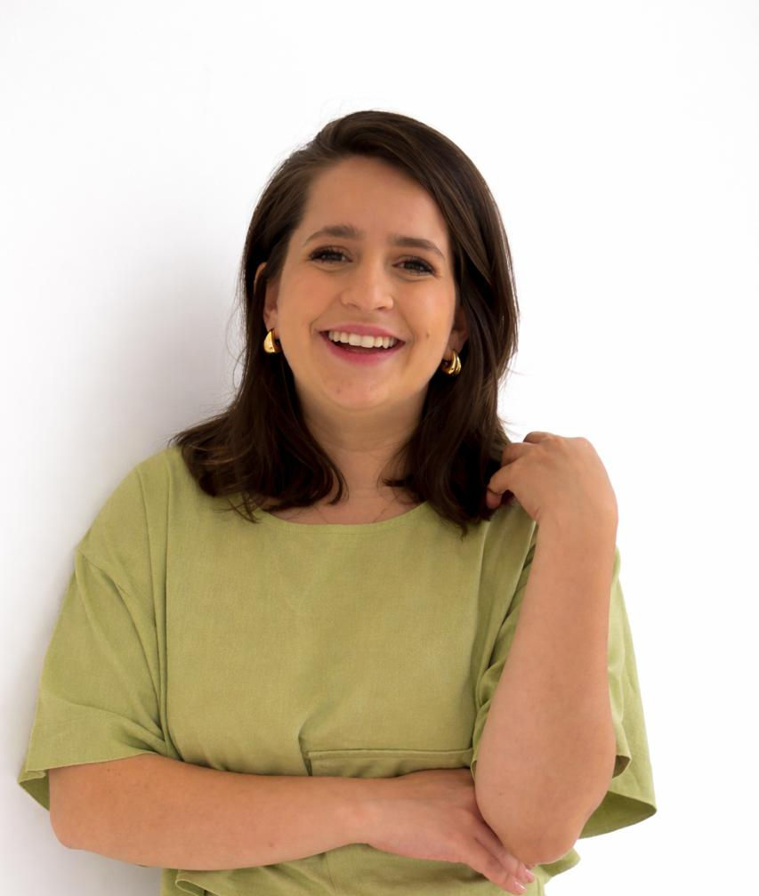 A Relação entre Contenções Ortodônticas Fixas, Higiene Oral e Recessão Gengival