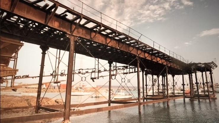 Χρηματοδοτήθηκε η αποκατάσταση της σκάλας της Γαλλικής Εταιρέιας στο Λαύριο από το Πράσσινο Ταμείο.