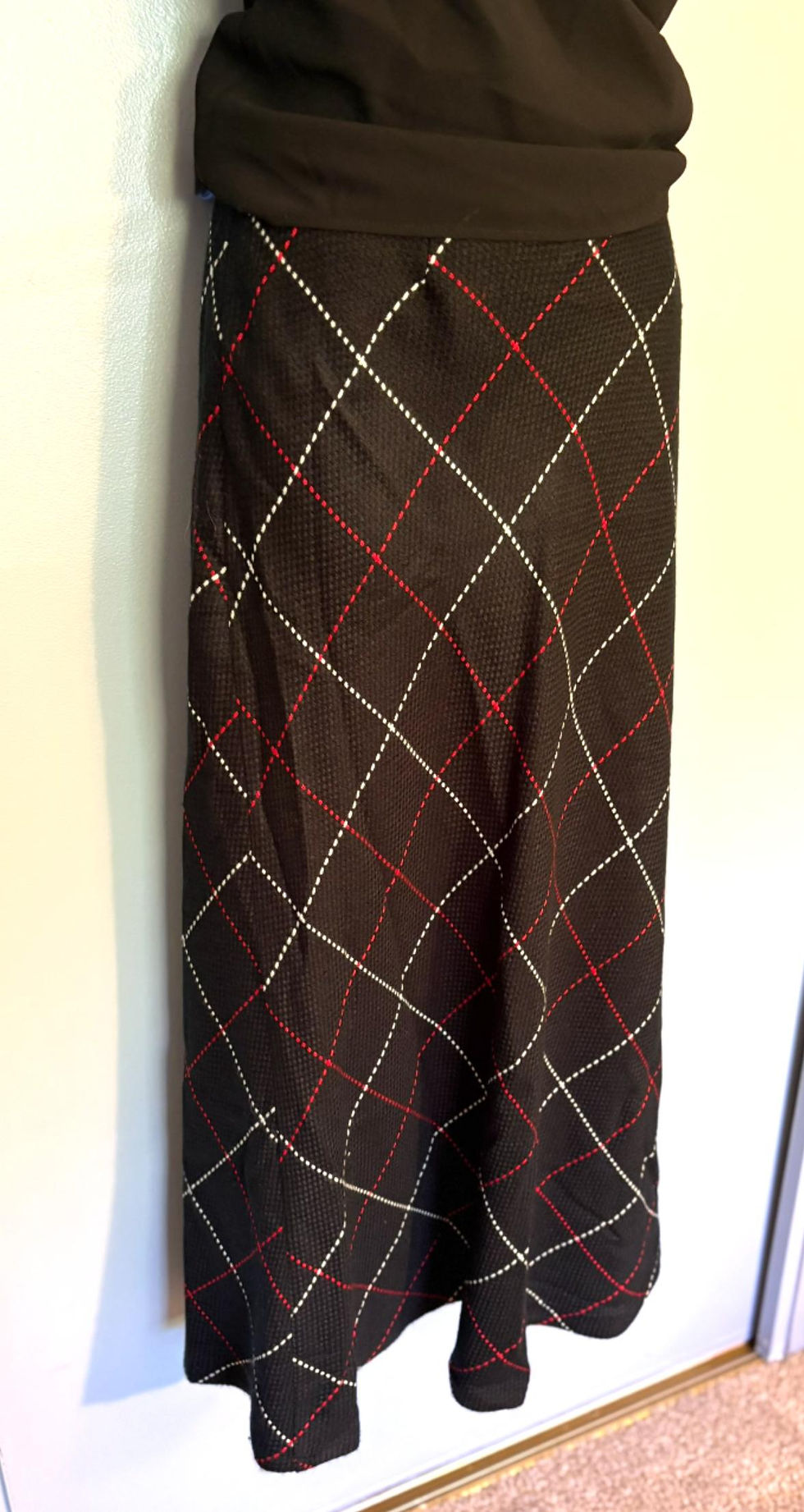 Thumbnail: Lana Lee Plaid Heritage Skirt – Lined Acrylic Blend Made in Canada