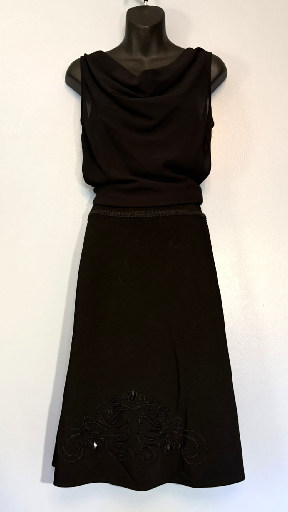 Thumbnail: Lana Lee Gray Rayon Blend Skirt – Classic Lined Midi Made in China