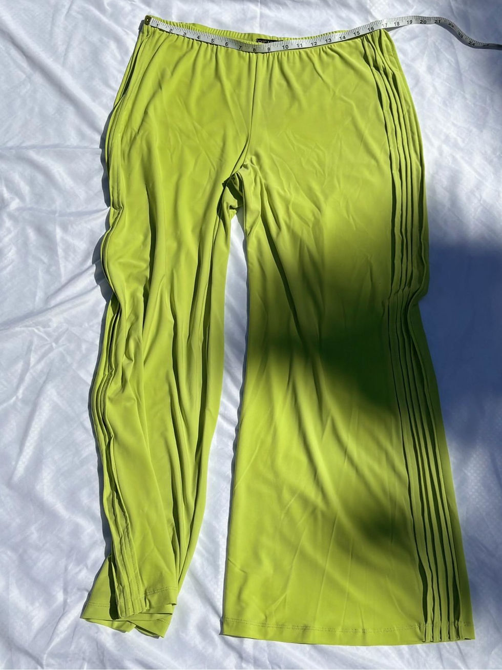 Thumbnail: Green Stretch Pants | Picadilly Boutique | Canadian Fashion | Size L