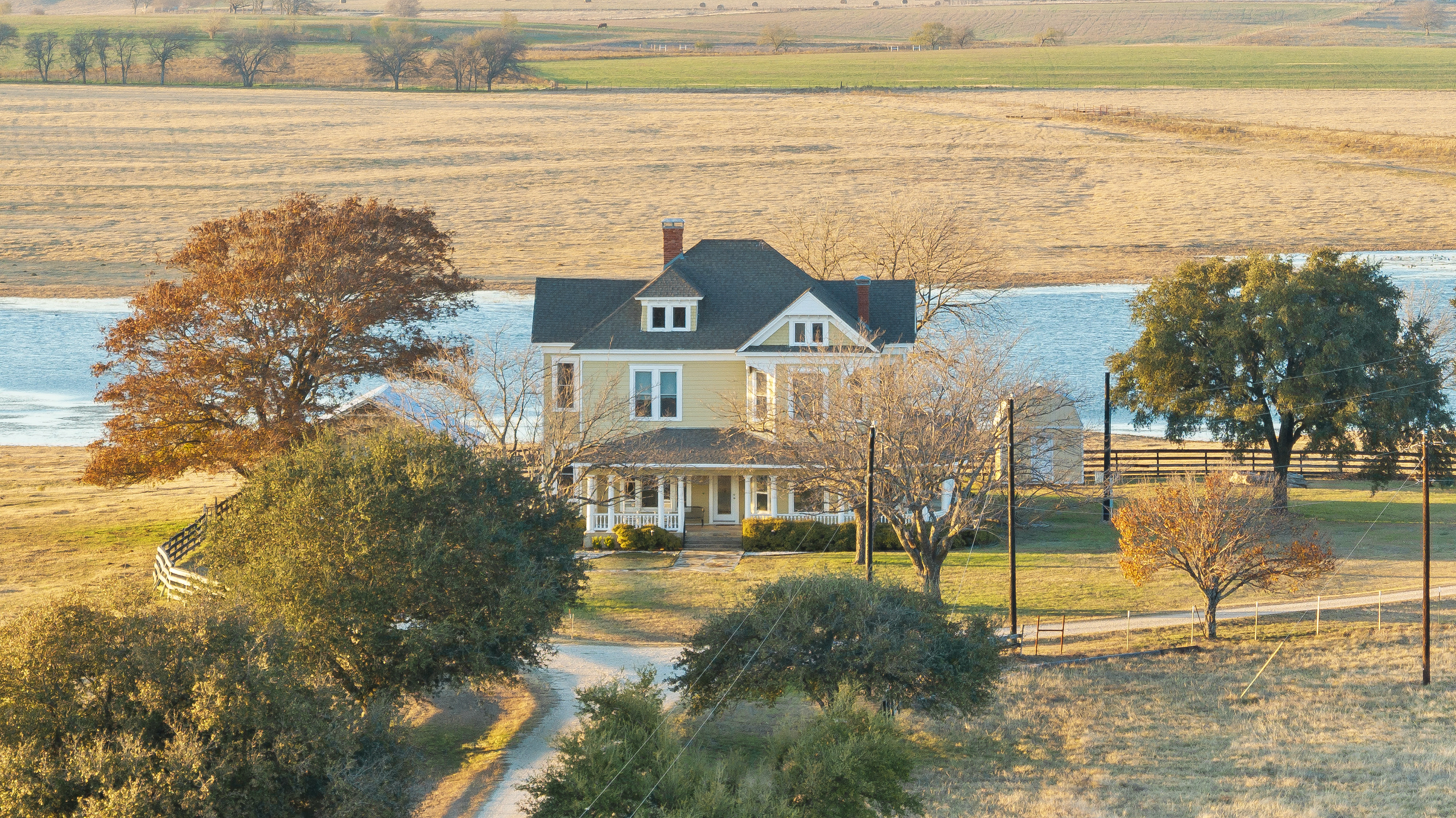 Writer: Farmhouse 1905 Team