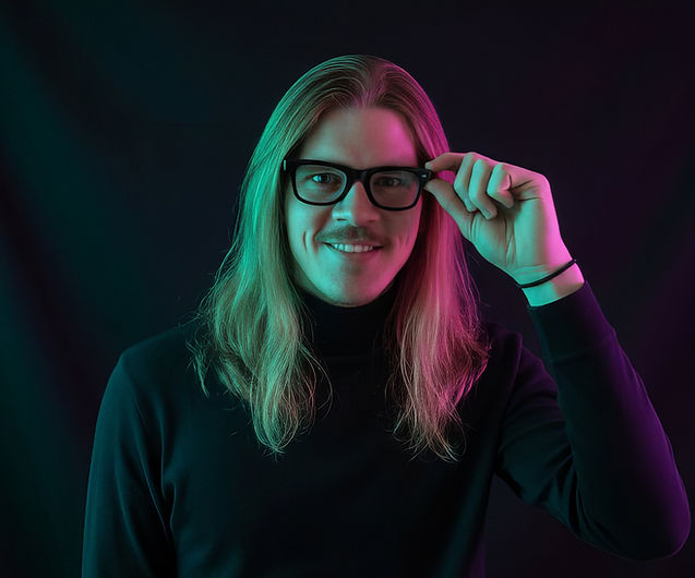 Finalforthestoopidsite-topaz-low resolution-2x_edited.jpg