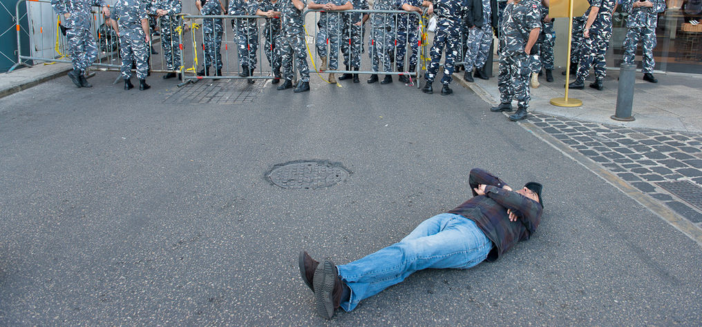 Lebanon, Middle East, Revolution, Fire, Smoke, Rebel, Elias Moubarak, Photography, Documentary, Photojournalism, explosion, port, resilience