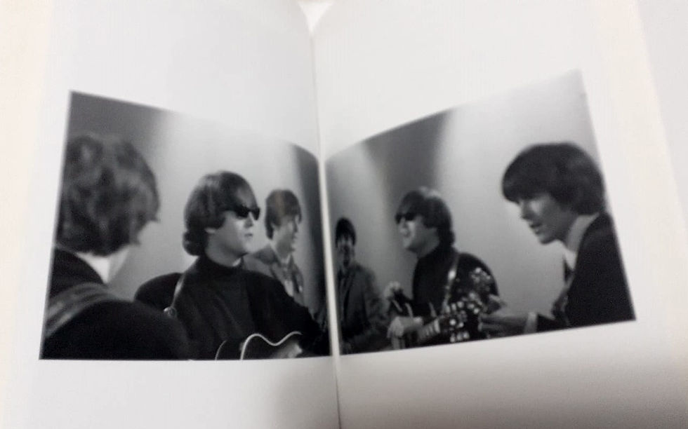 Miniatura: HOW THE BEATLES ROCKED THE KREMLIN / LESLIE WOODHEAD