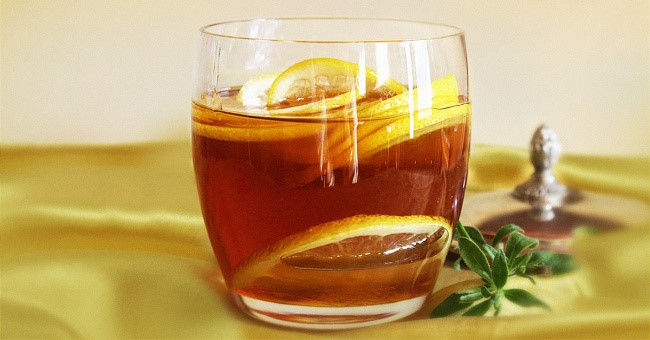 Tác dụng diệu kỳ của việc uống chanh mật ong mỗi sáng