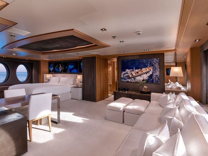 Deja Too 2022 Full Set-172.jpg