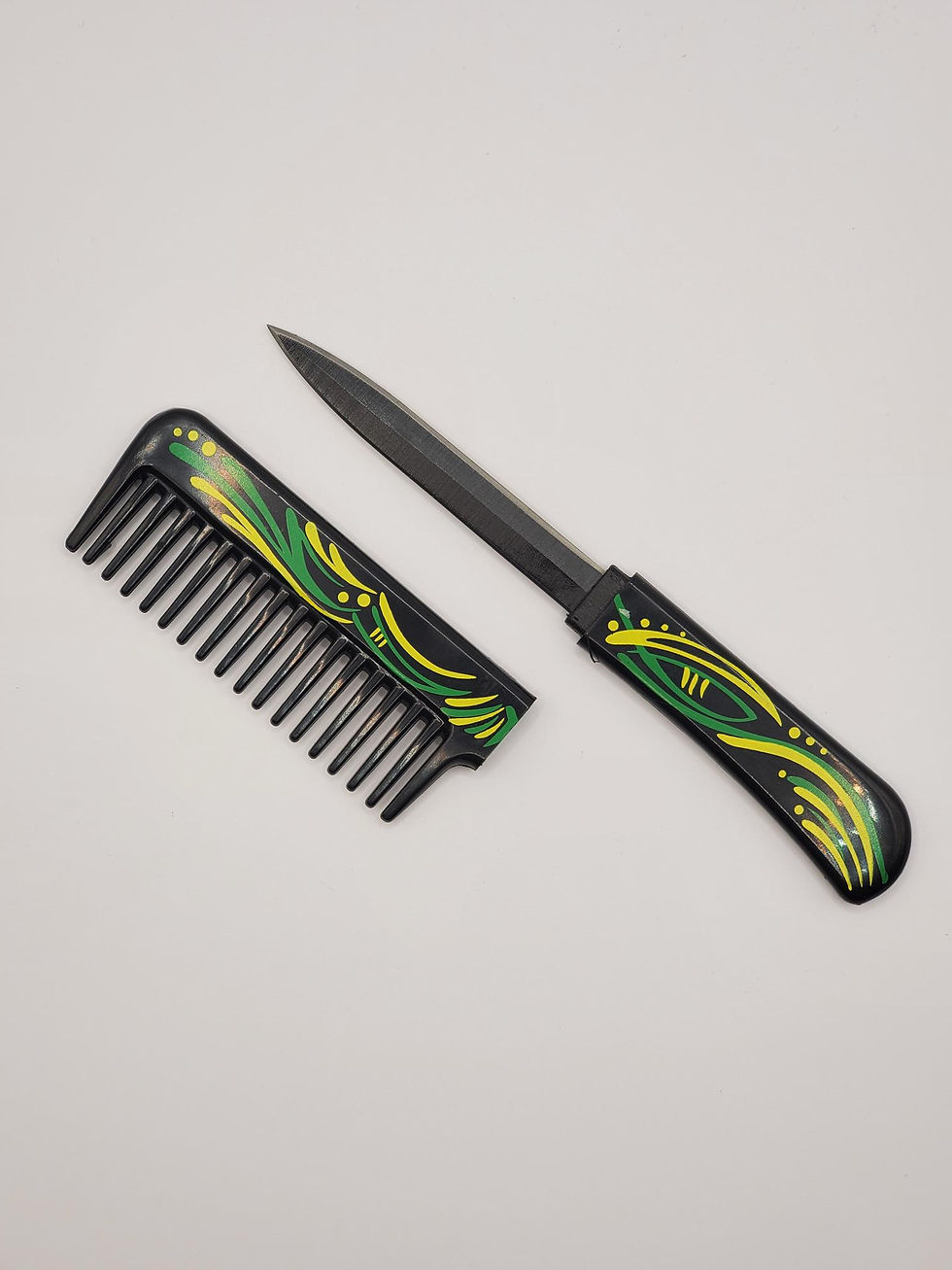 Thumbnail: Self Defense Comb Knife