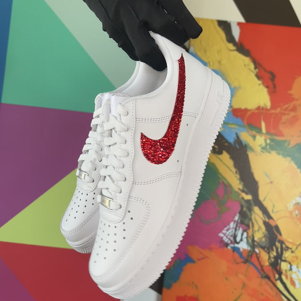 Thumbnail: Custom Strass Nikes