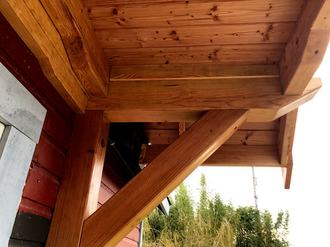 BH-Woodworks overhang.jpg