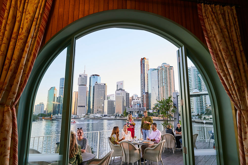 326324-an-image-of-people-alfresco-dining-from-indoor-view-with-arch-door_brisbane-city.jp