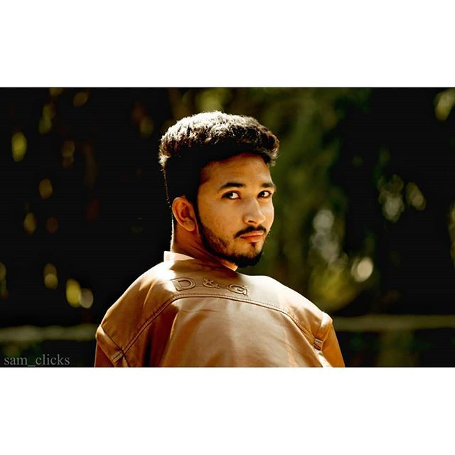 😊 HAPPY-GO-LUCKY 😊_OUTDOOR LIGHTING SESSION _IN FRAME_ _vinit_444 📸PHOTO BY _ _sam_clicks1_#fashi