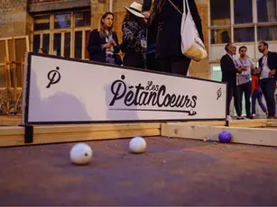Le fronton d'un terrain de pétanque Les PétanCœurs