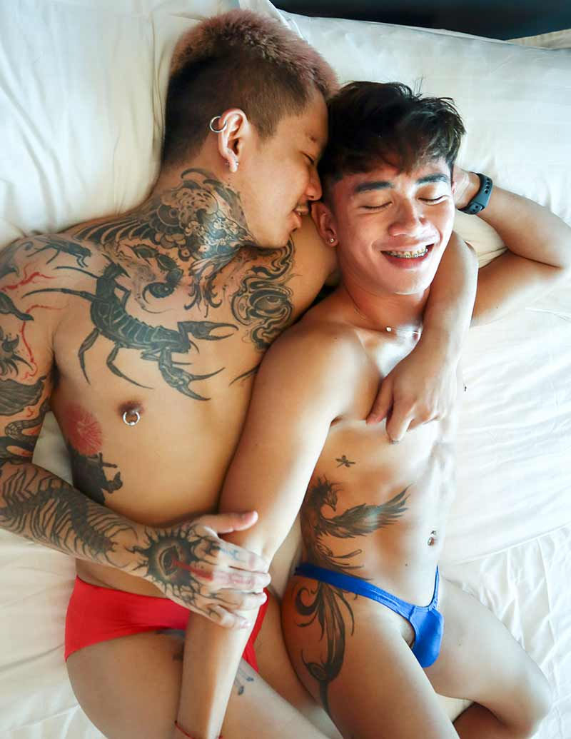 Thumbnail: Passion 15 - ExplorerBaby & Gin - Soft Cover Photo Book