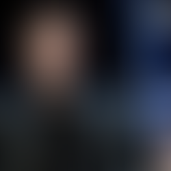 纳斯达克暴跌全球首富再易主!特斯拉暴跌、钢铁侠身家“蒸发”超300亿美元!