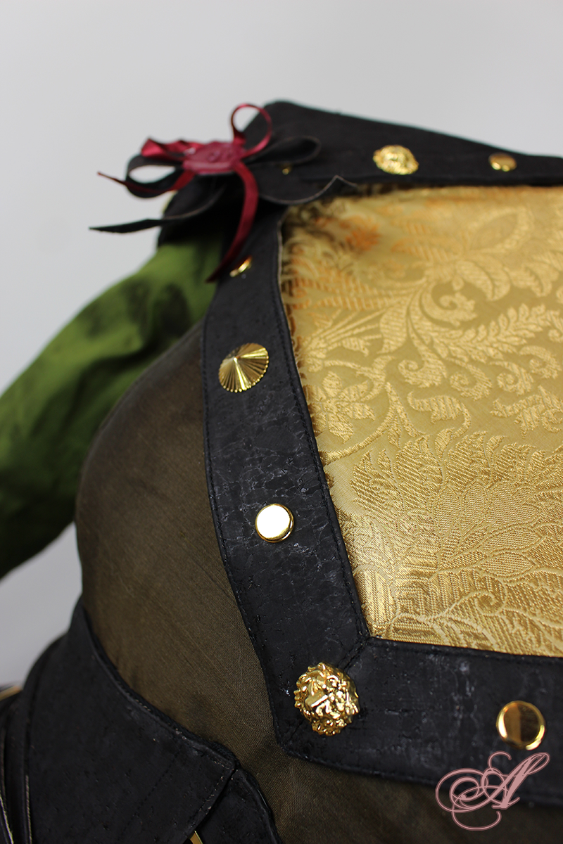 Miniature : Robe en soie sauvage
