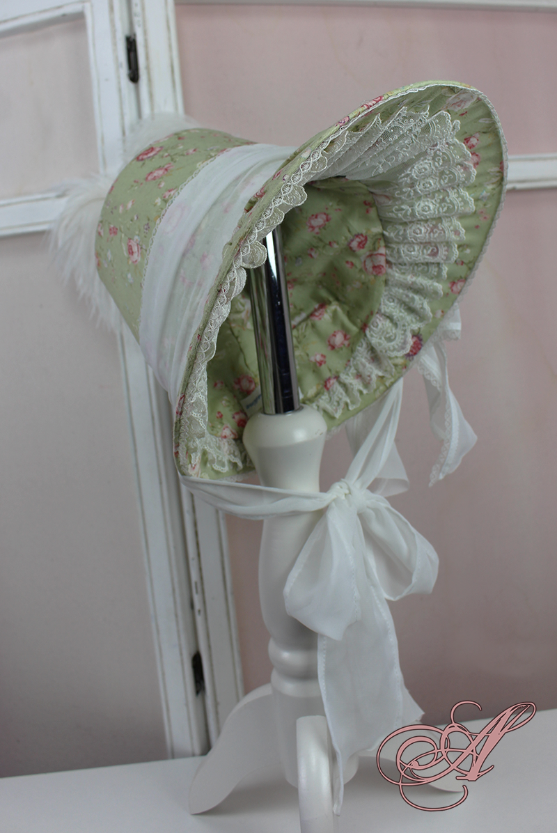 Miniature : Bonnet inspiration Ier Empire