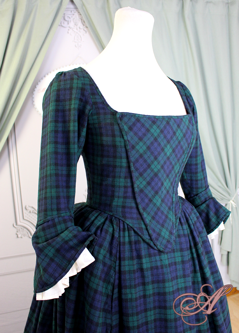 Miniature : Robe en tartan inspirée Outlander