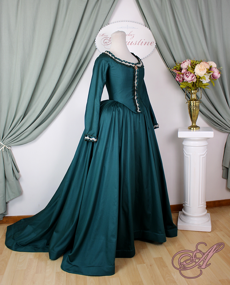 Robe collection Olympe de Gouges