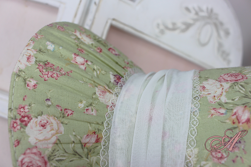 Miniature : Bonnet inspiration Ier Empire