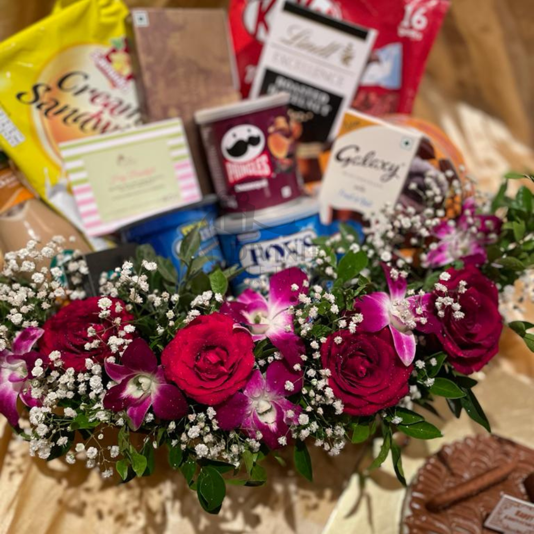 Luxe Couple Hamper - Wedding Anniversary