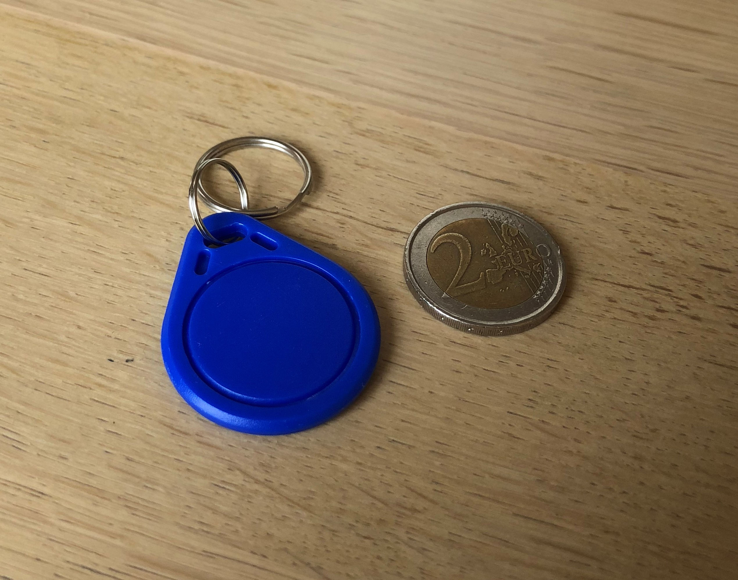 Badge RFID Bleu - Porte Clefs