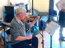 Ian fiddle