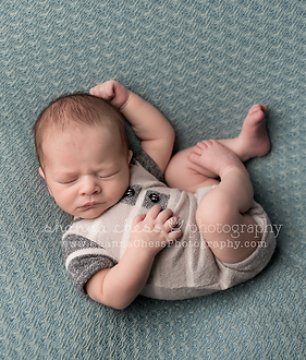 newborn photographer eugene oregon