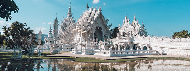 White Temple, Chiang Rai, Thailand_edite