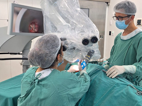 Adiar a cirurgia de ouvido pode piorar o problema?