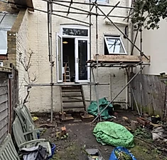 Materials in, tools out, first morning on site.
